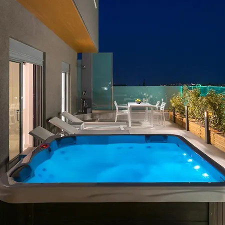 Rhodes Skyline With Out Door Jacuzzi Sea View A1 * 依克希亚